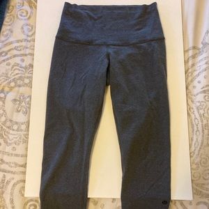 Dark grey lululemon crop leggings